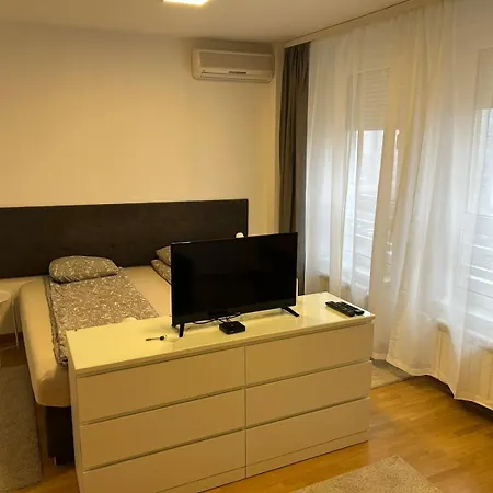 Premier 3 Belville Apartment *